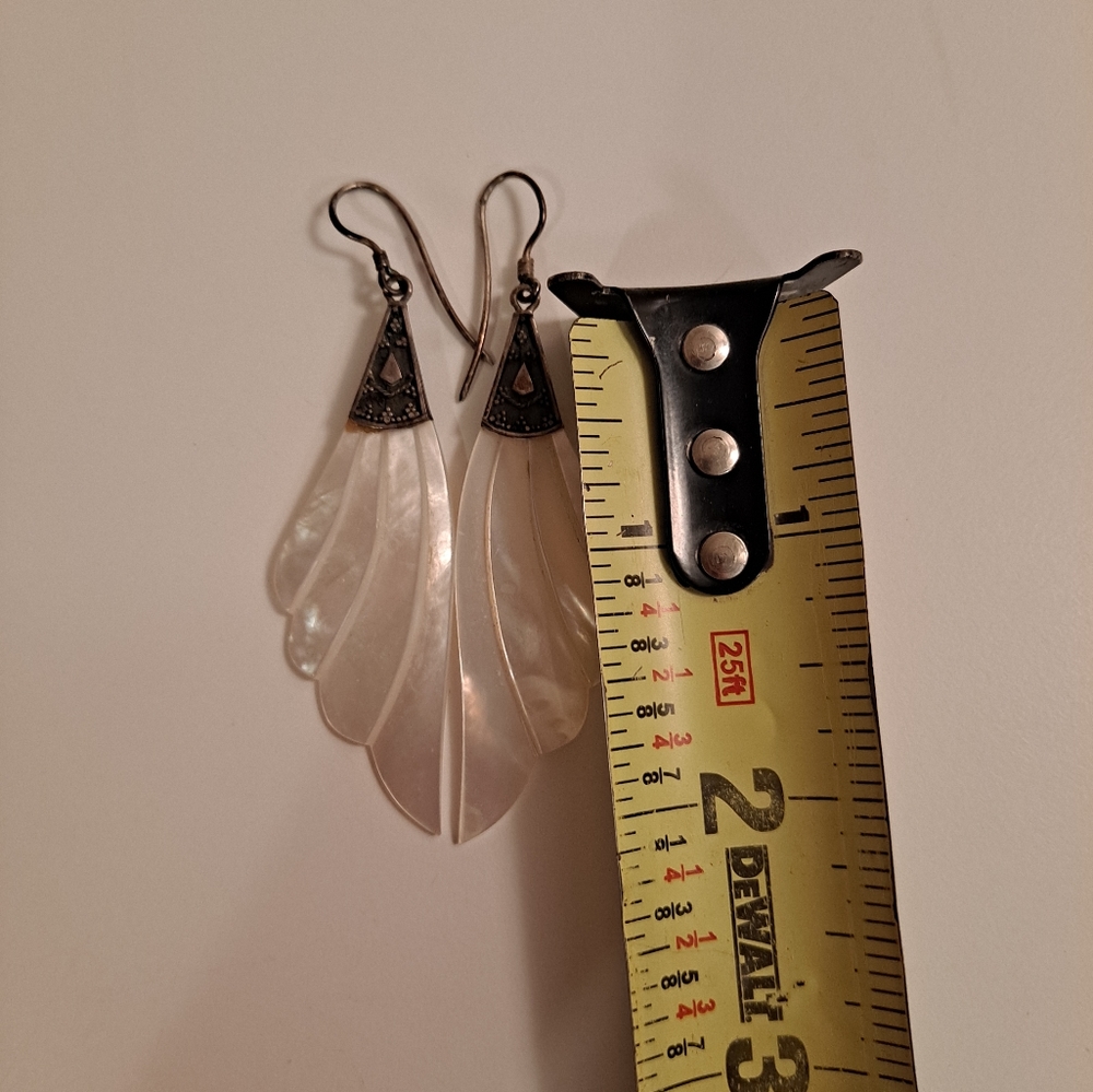 Mother of Pearl angel wing feather dangle earrings vintage jewelry peirced ears - Picture 11 of 11